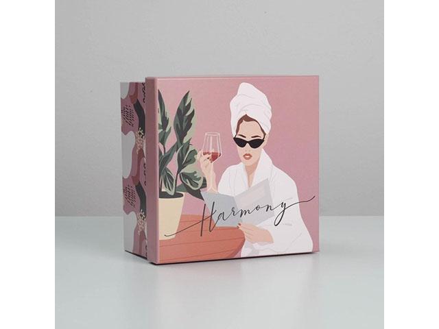 *коробка подарочная квадратная "girl" , 18  х 18 х 9.5 см. 6478849