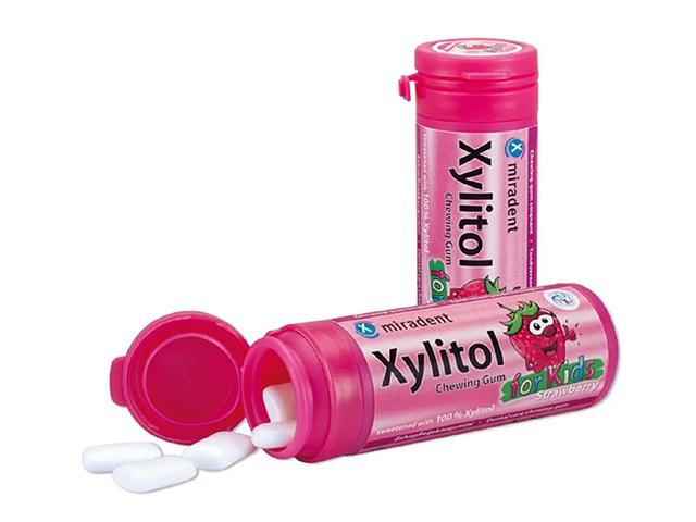 xylitol жевательная резинка с ксилитом, земляника, 30 гр. 630193