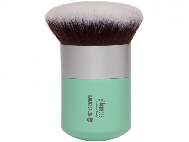 бенекос кисть кабуки цветная. 94519 / 000966